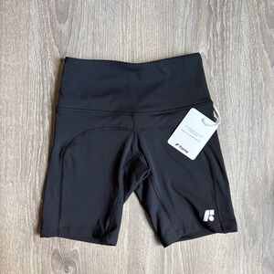 Forme Posture Shorts